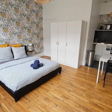 Au Pied Du Beffroi Apartment อาร์ราส ภายนอก รูปภาพ