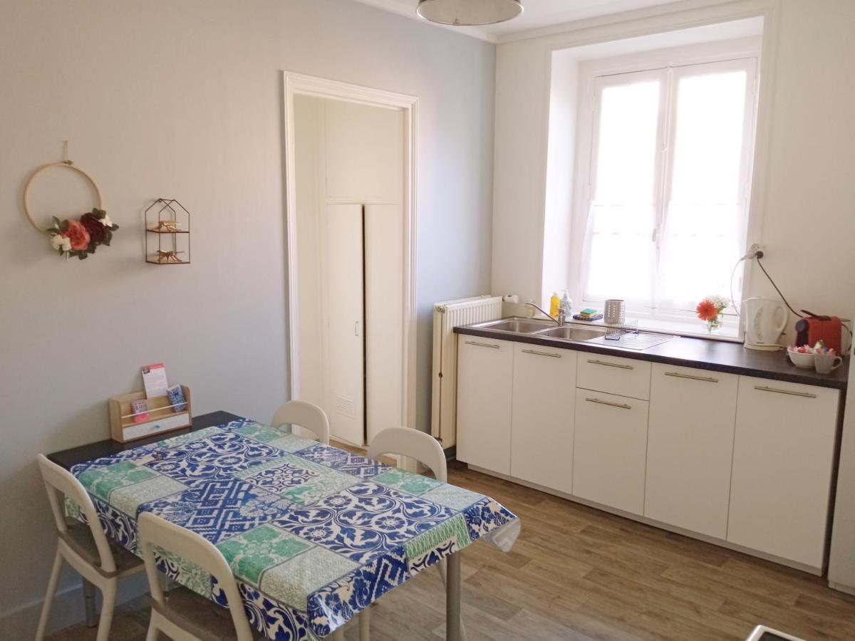 Au Pied Du Beffroi Apartment อาร์ราส ภายนอก รูปภาพ