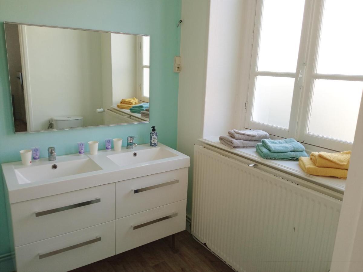 Au Pied Du Beffroi Apartment อาร์ราส ภายนอก รูปภาพ