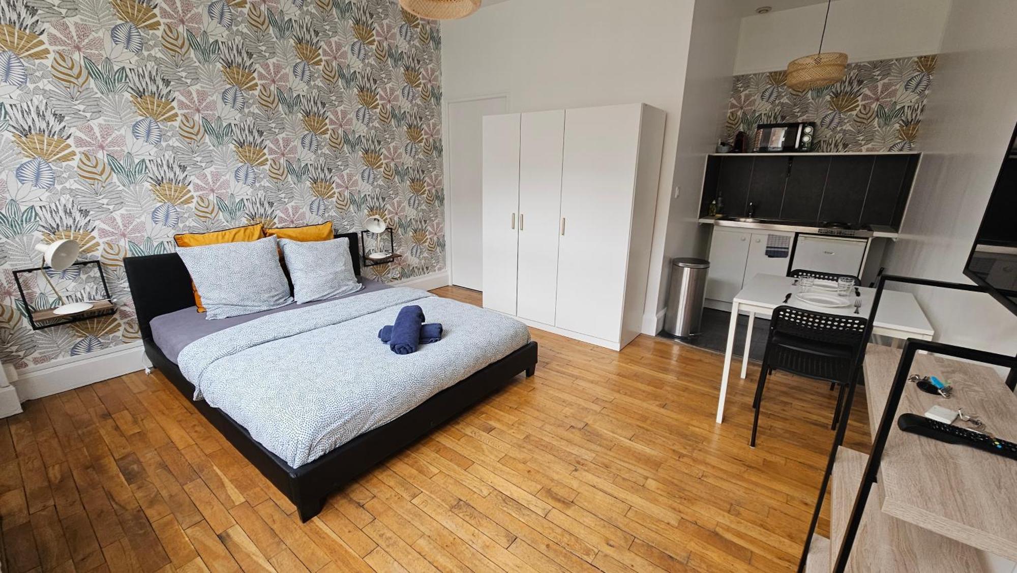 Au Pied Du Beffroi Apartment อาร์ราส ภายนอก รูปภาพ